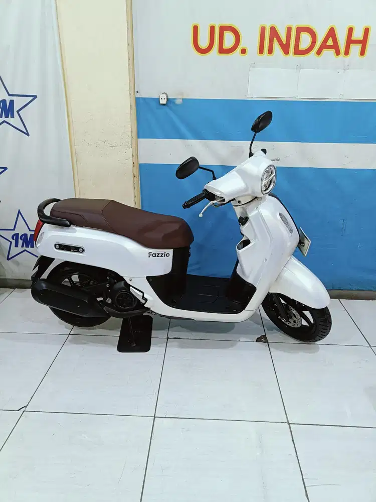 Plat L SBY YAMAHA FAZZIO LUX HYBRID 2024 CC125 BISA KREDIT