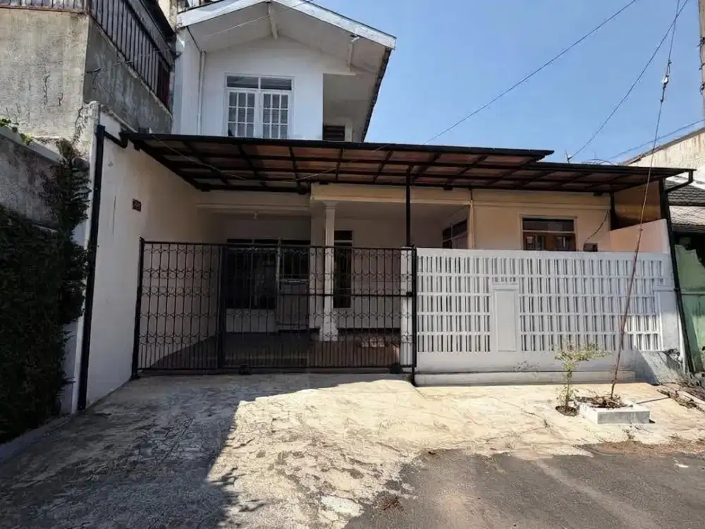 Dijual Rumah 2 Lt Dekat Wisata di Villa Sengkaling Dau Malang