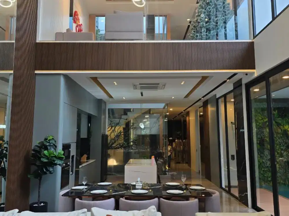 Dijual Rumah Mewah Cluster Bukit Danau Indah PIK 2, Luas Bangunan 450 meter