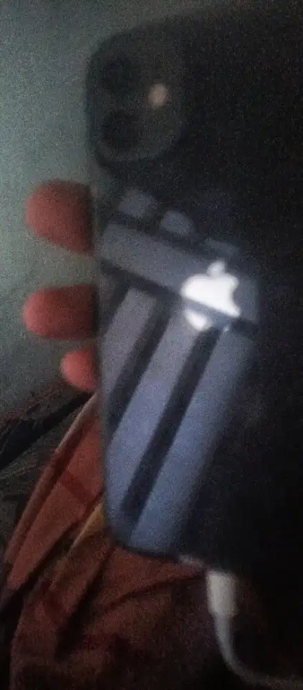 iPhone masih mulus dan baru gak BS pakai nya hadiah dr mesjid