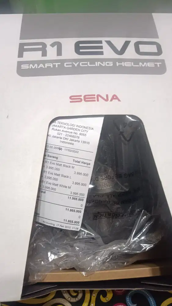 Helm sena R1 EVO