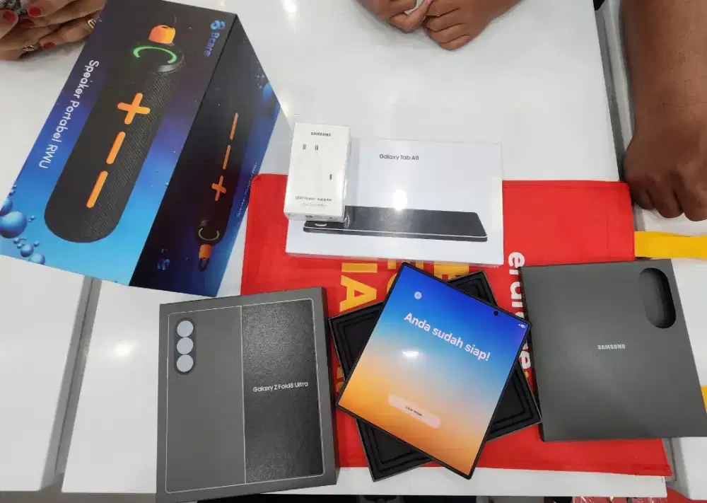 SAMSUNG GALAXY Z FOLD8 ULTRA
