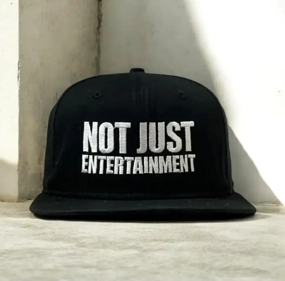 Topi New Era 9FIFTY Snapback Ori Not Just Entertainment hitam second