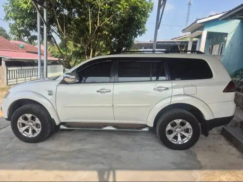 Pajero Dakar VGT 4x4 Matic A/T 2013