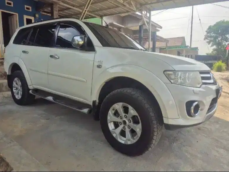 Pajero Dakar VGT 4x4 Matic A/T 2013