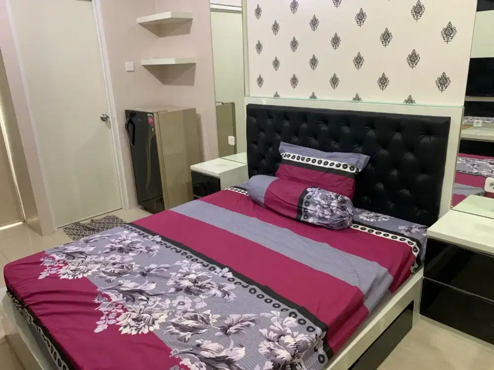 Disewakan  Yale Tipe Studio Furnish View Pool Nego Lantai 22