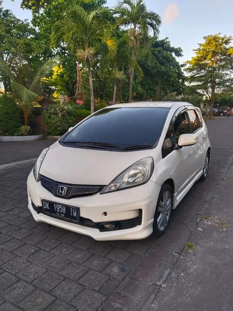 Honda jazz rs matic 2012 DP 11 JT