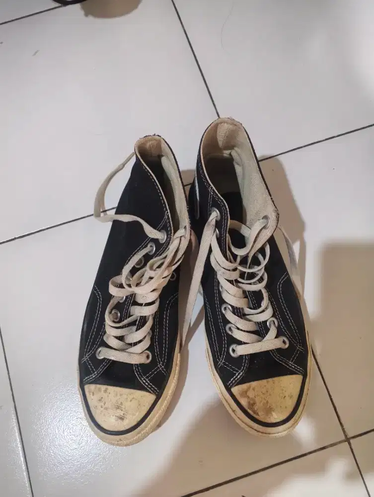 Sepatu ventela uk 39