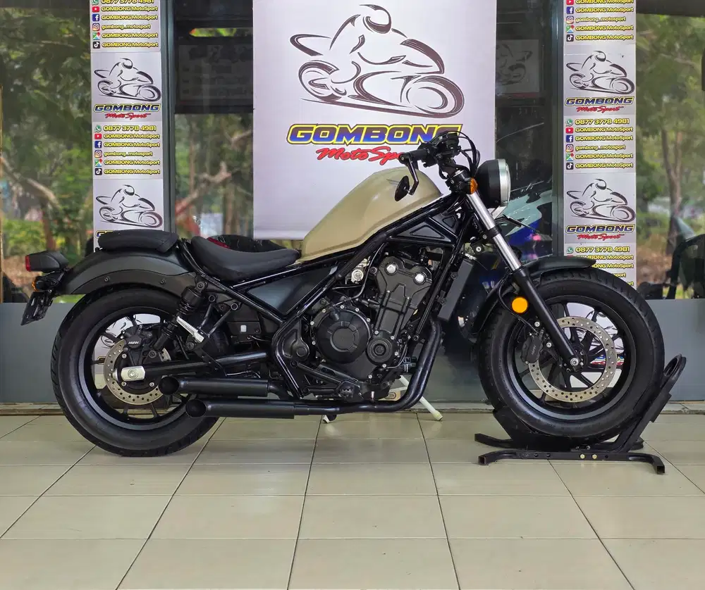 HONDA REBEL 500 tahun 2020 KM 2rb