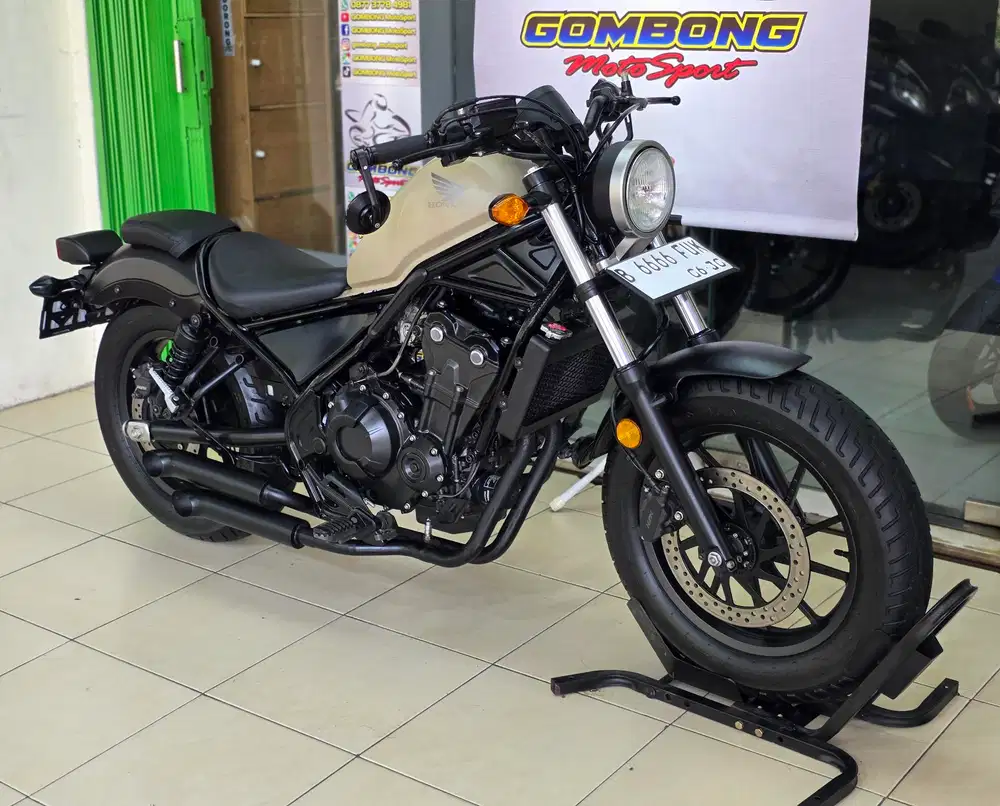HONDA REBEL 500 tahun 2020 KM 2rb