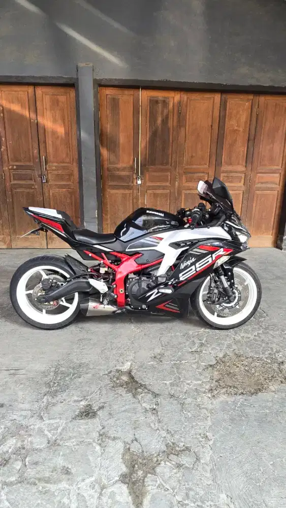 KAWASAKI ZX25R  SE QS ABS