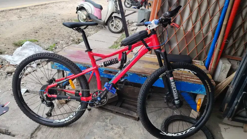 dijual sepeda mtb united crossline 27,5