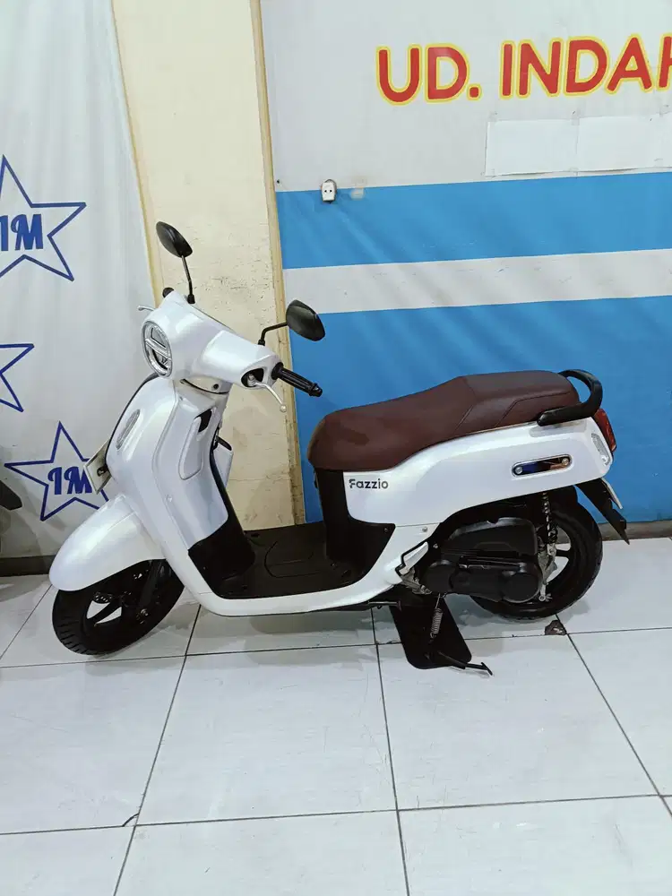 2024 YAMAHA FAZZIO LUX HYBRID 125 BISA KREDIT BARANG ISTIMEWA
