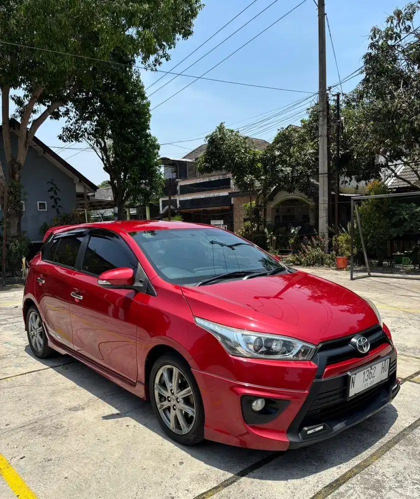 Yaris S TRD metik 2015