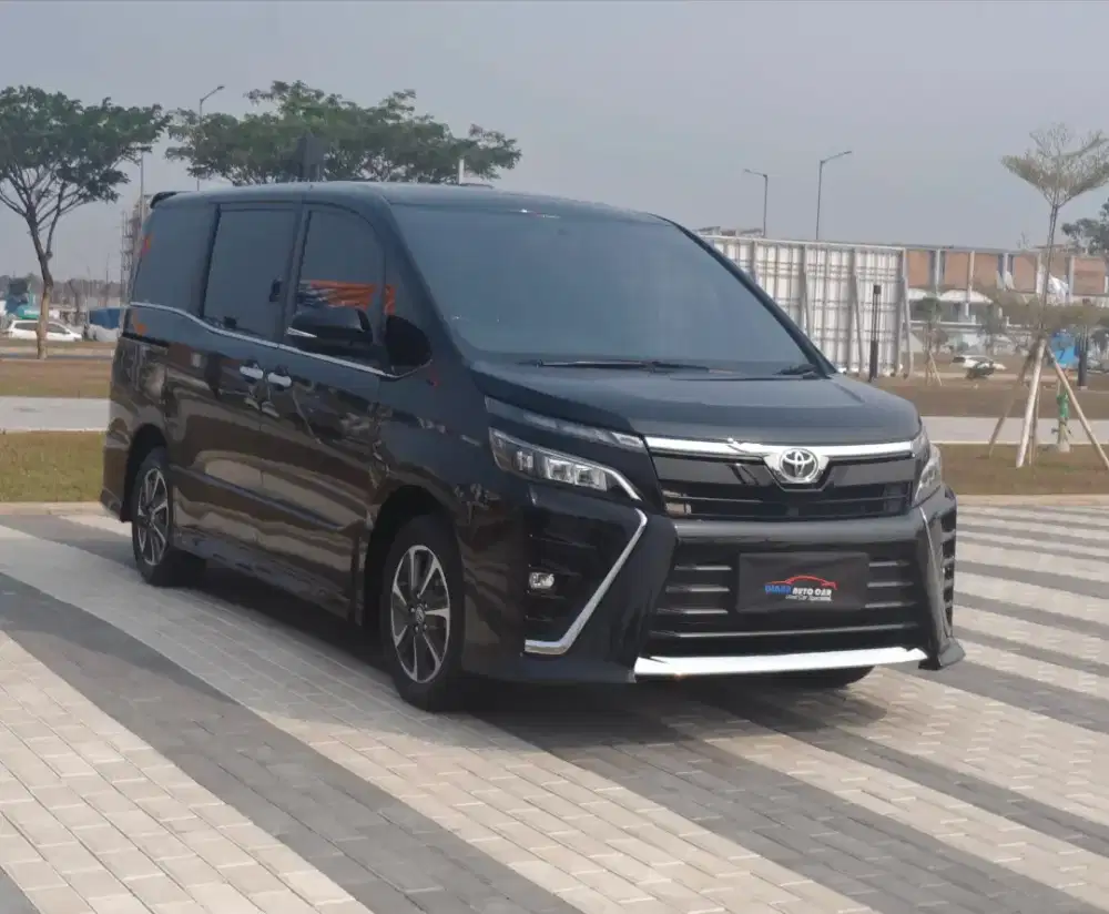Toyota Voxy tahun 2020