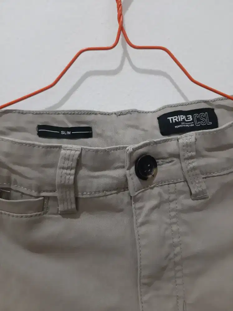 Celana panjang chino tripl3