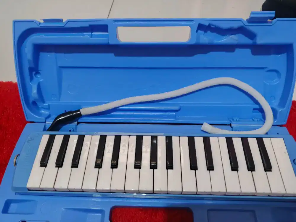 Pianika merk marvel