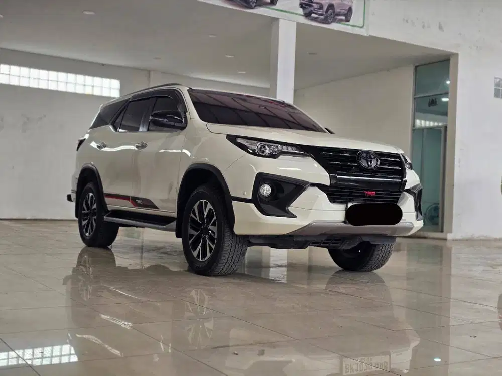 (km 31rb) Toyota Fortuner 2.4 VRZ TRD Diesel AT Matic 2019