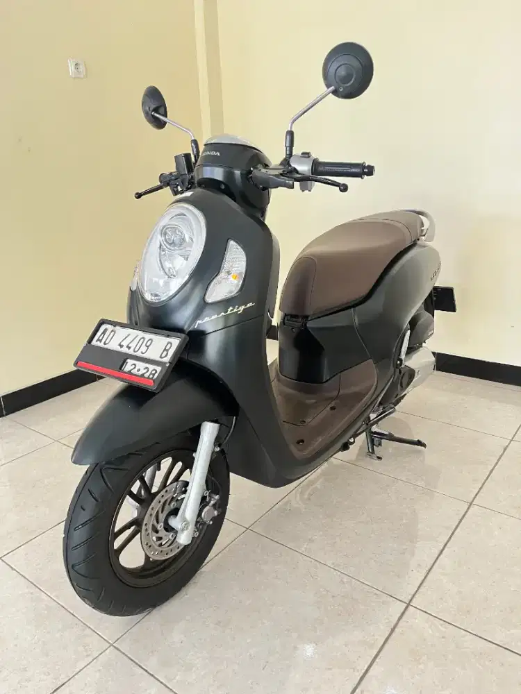 Scoopy Prestige 2023