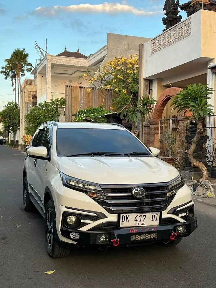Toyota Rush GR 1.5 Matic Lowkm DP 20 JT