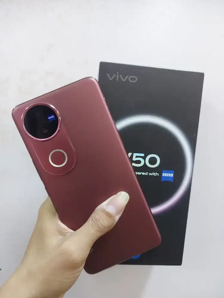 VIVO V50 12/256GB