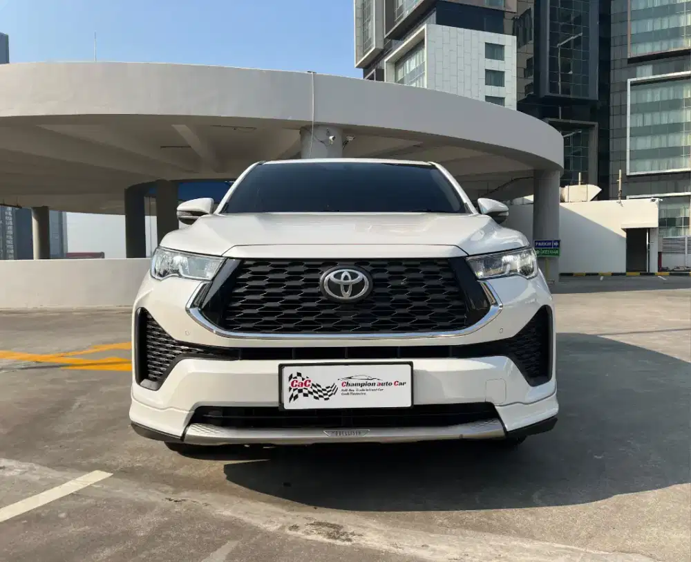 Zenix V Hybrid Modelista 2025
