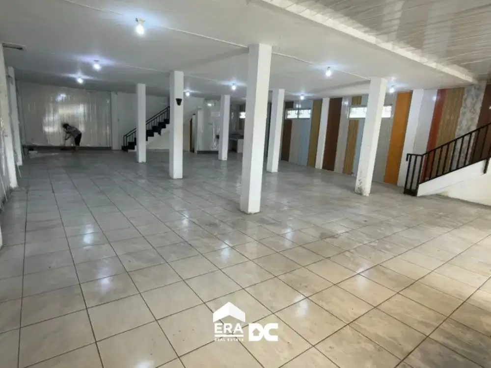 Jual Ruko Besar Bisa Untuk Kantor Showroom di Jl Magelang Yogyakarta Bisa Sewa