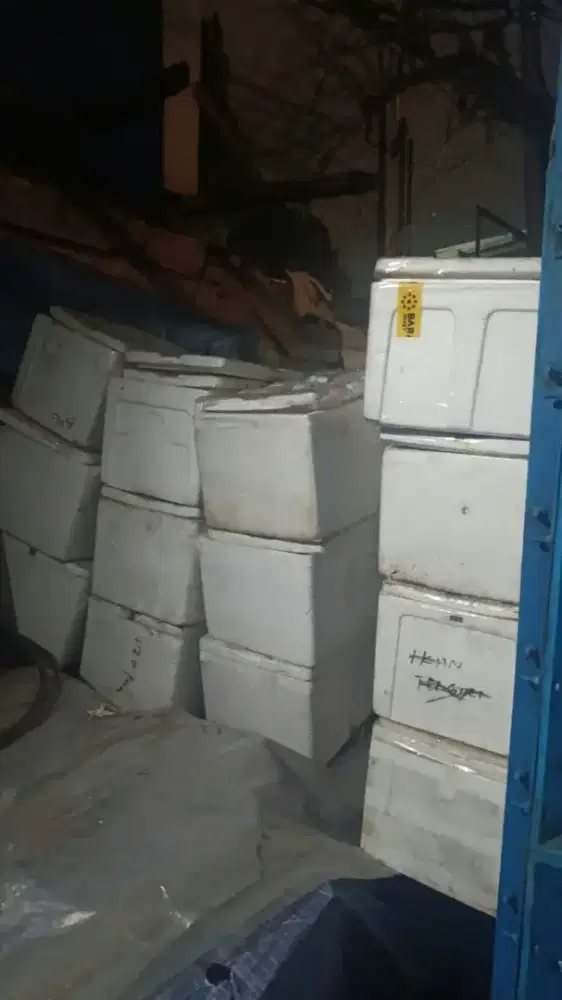 dijual styrofoam bekas