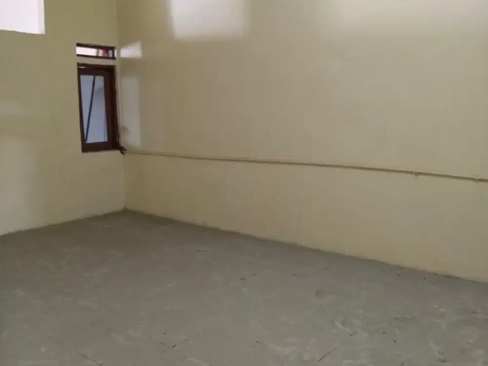 Disewakan Gudang Ex  Pabrik Sepatu  Luas 283m2 di Bantar Gebang Bekasi 100 Jt Nego