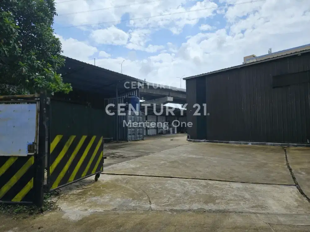 Lahan Usaha Di Lokasi Komersial Pengangsaan
