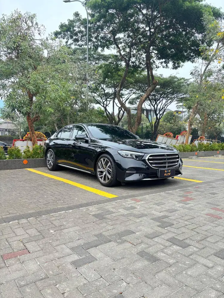 Mercedes Benz E200 Exclusive Line W214 2025 Odo 8rb Service Record