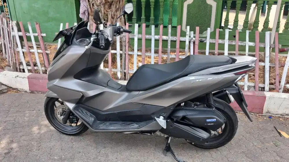 Di jual motor honda pcx 160