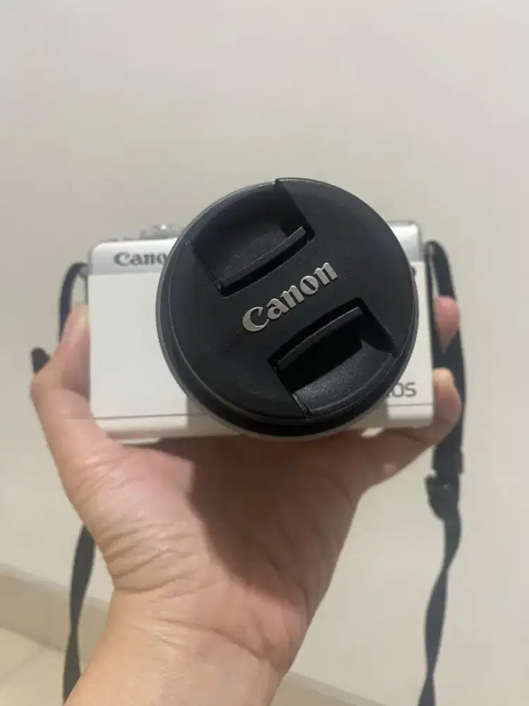 Jual kamera mirrorless canon Eos M100
