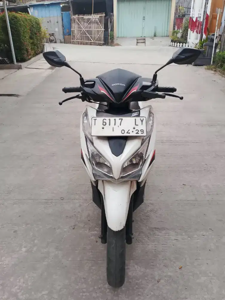 Vario 125 KZR Thn 2014