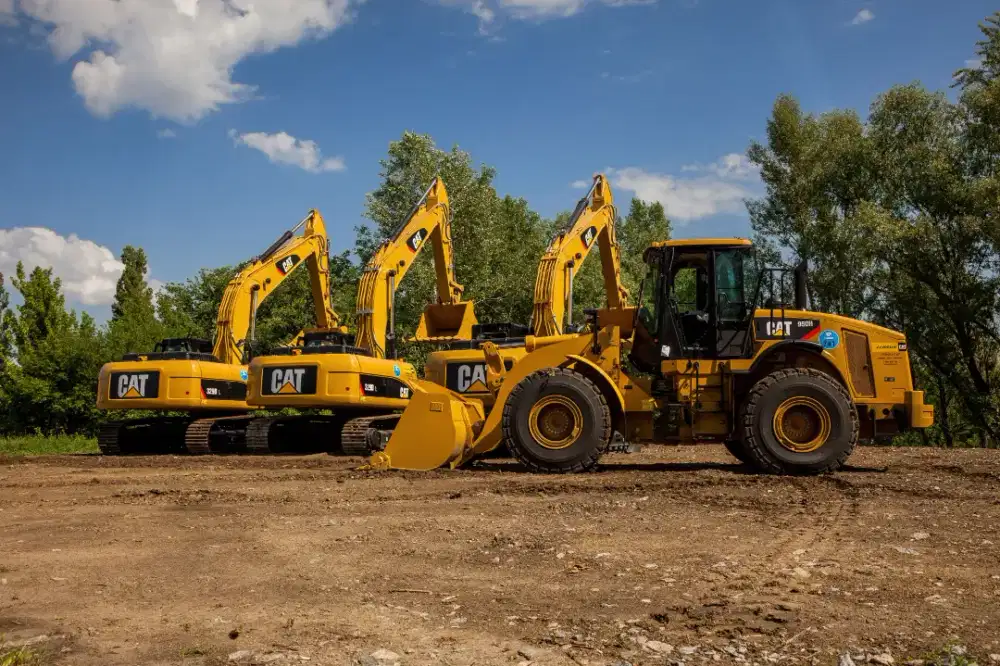 DOZERS D65 exavator becko breaker PC50 vibro wales crane dumptruck