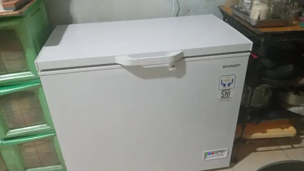 Freezer Sharp|FRV-210X190 L/90 Watt