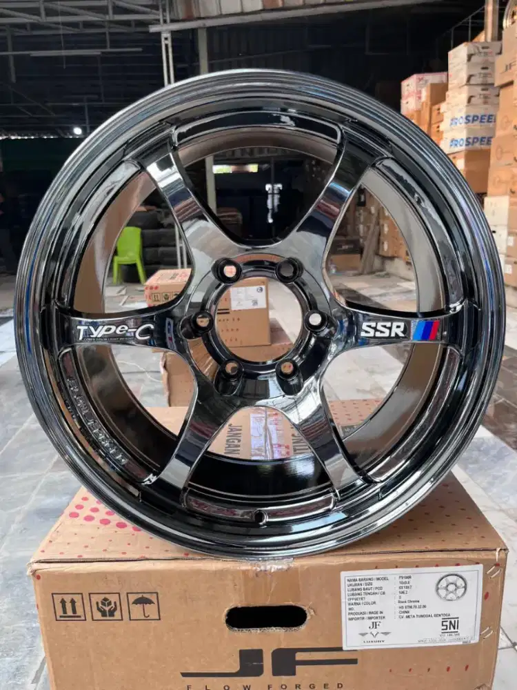 Ssr type C ring 18x9 Pcd 6x139,7 ET 0 black chrome. Fortuner pajero