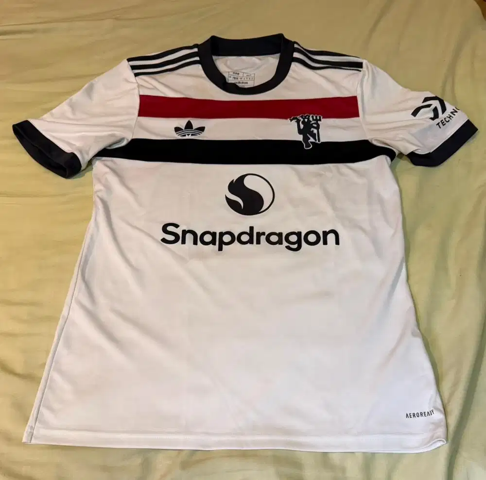 JERSEY MANCHESTER UNITED 24/25 AWAY