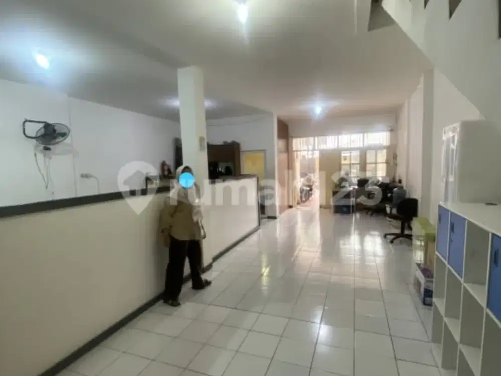 Rumah 2 1/2 Lantai Eks Kantor Cimanuk Cideng Jakarta Pusat Dijual