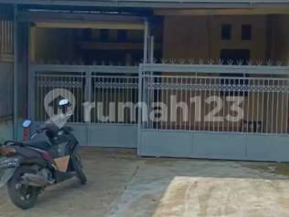 Rumah Tepi Jalan Perumahan Grand Sutera Pasar Kemis
