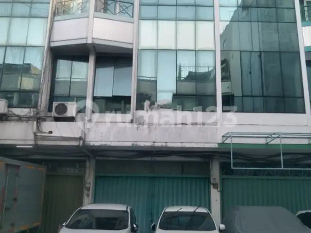 Ruko Kapuk Kamal Raya Empat Lantai Dalam Komplek Perkantoran