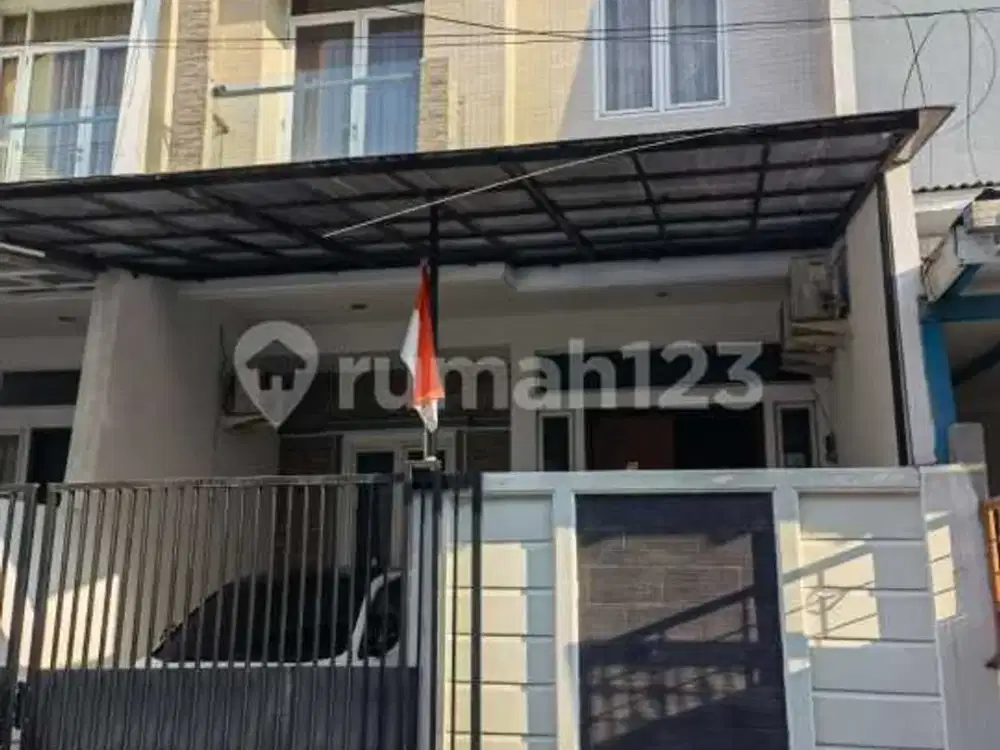 Rumah Murah Sunter Bisma Dua Setengah Lantai