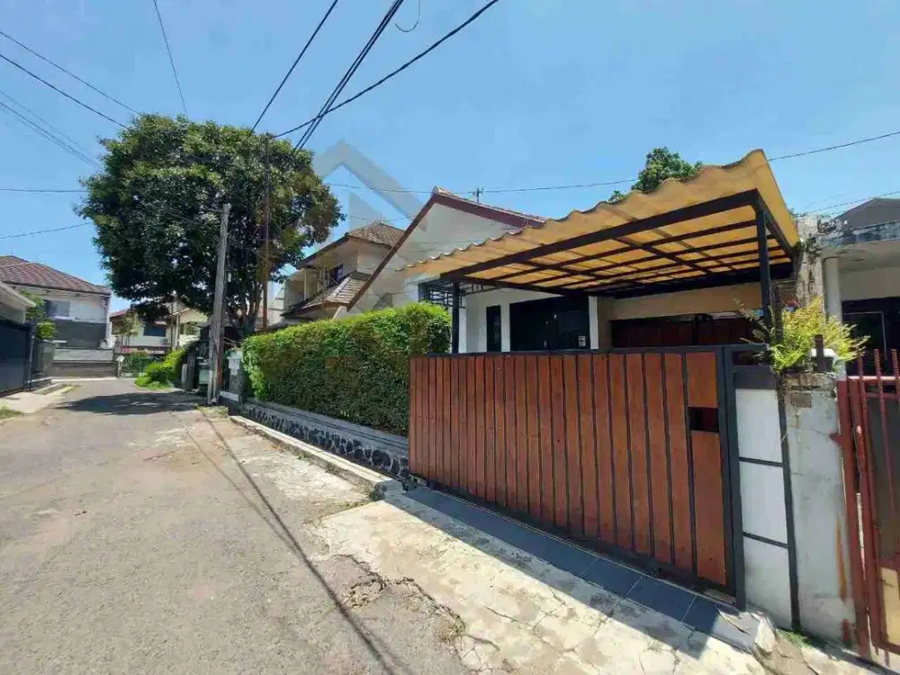 Rumah Harga Menarik Lokasi nyaman di Turangga buahbatu Bandung kota dkt Tsm Gatsu