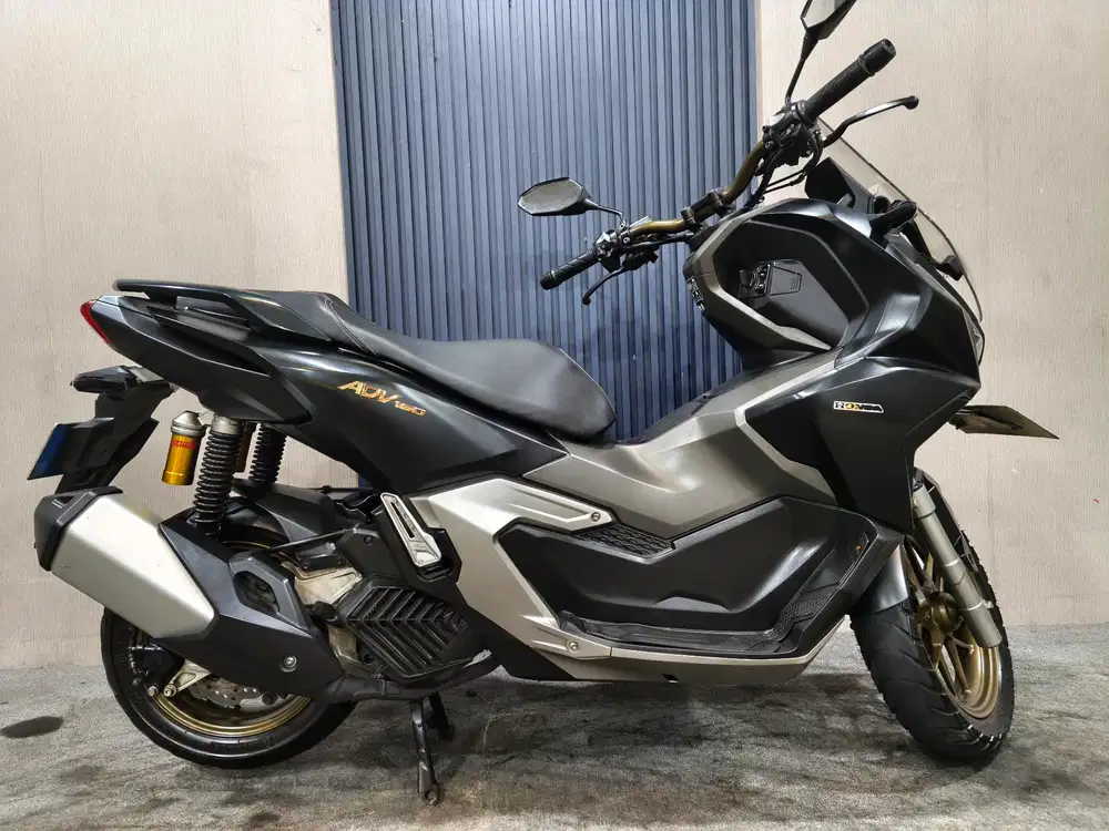 ADV 160 ABS 2024 istimewa mulus terawat siap pakai...