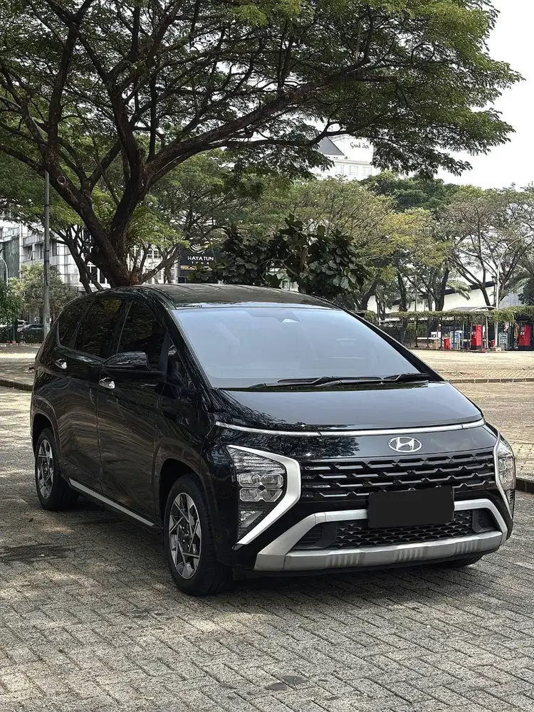 Hyundai Stargazer 1.5 Prime AT Matic 2023 Captain Seat km 28 rb
