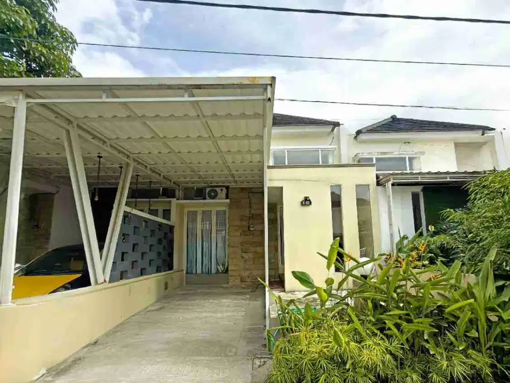 RUMAH KAYANA REGENCY KOTA WISATA BATU JAWA TIMUR