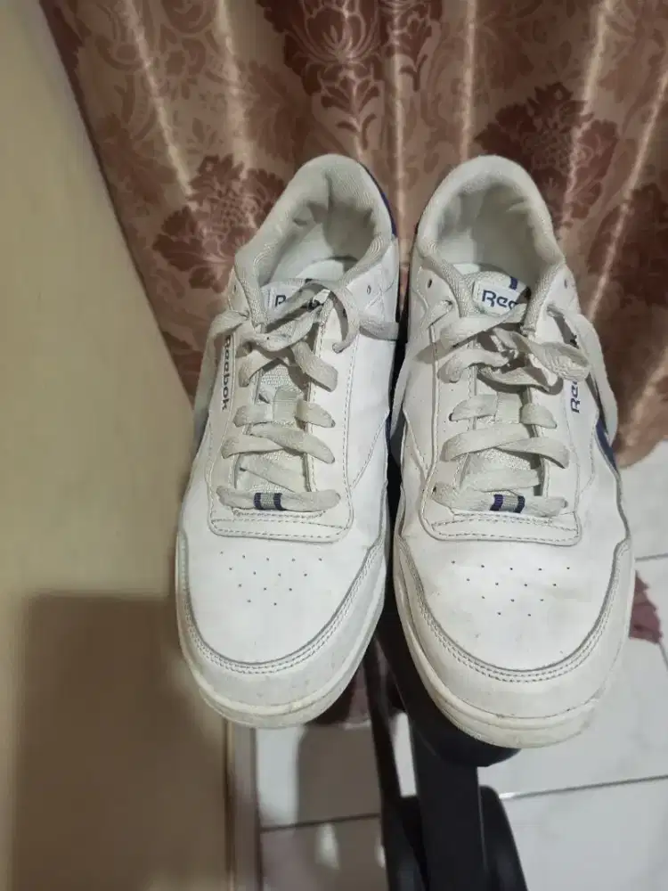 Jual sepatu snikers