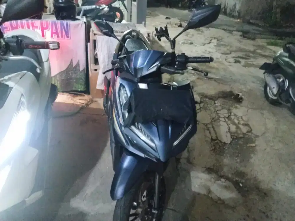 Vario 125cbs iss