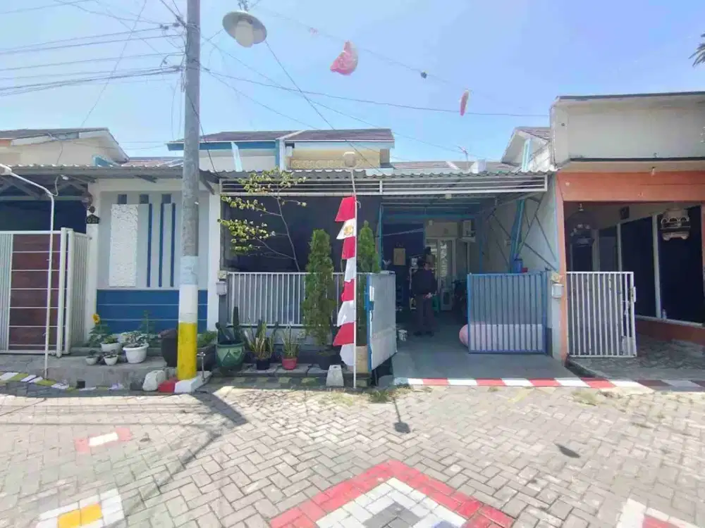 DI JUAL RUMAH 
PERUM GREEN HILL BLOK  Q/22
KEL. : KEMBANGAN
KEC. : KEBOMAS
KAB  : GRESIK