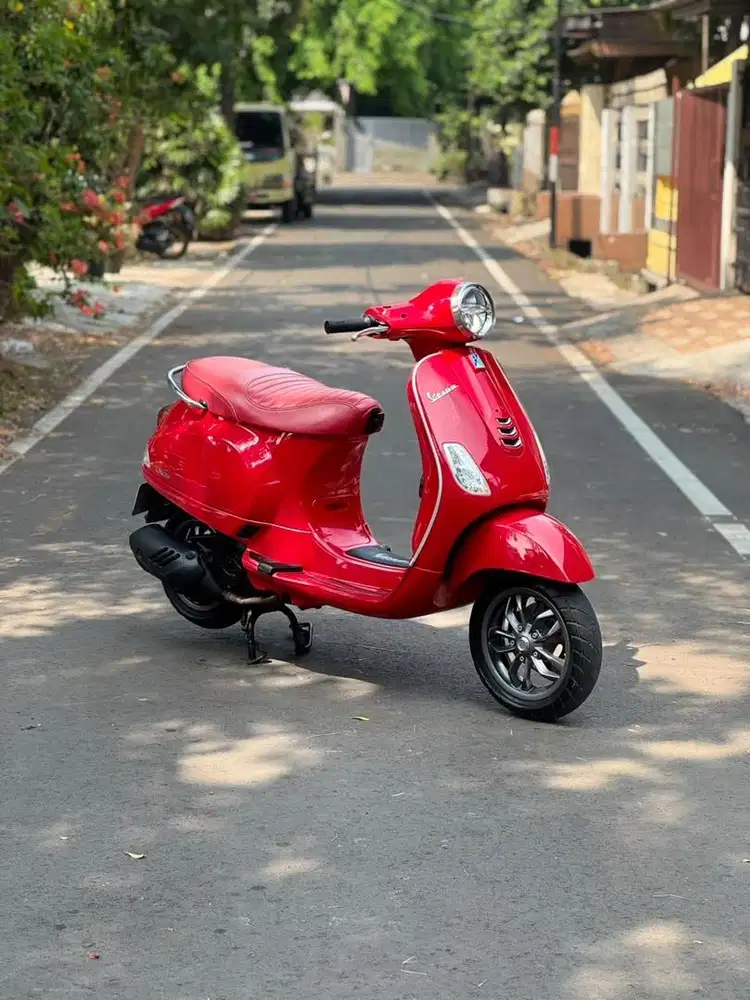 FOR SALE PIAGGIO VESPA LX 125 IGET FACELIFT 2023 PERFECT CONDITION